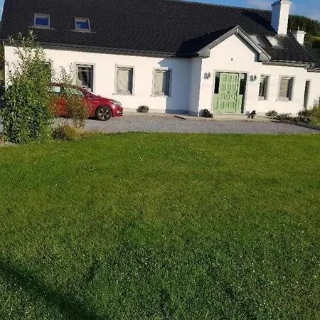 Holiday home The Deenagh *